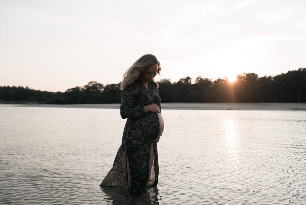 Zwangerschapsfotograaf groningen